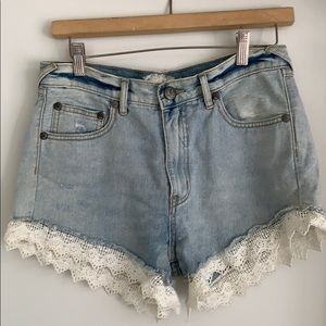 Free People lace trim short